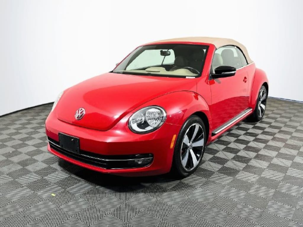 Used 2013 Volkswagen Beetle Convertible 2.0T Convertible