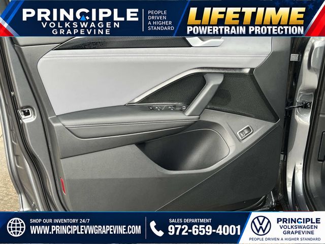 2026 Volkswagen Tiguan SE R-LINE BLACK - Photo 9