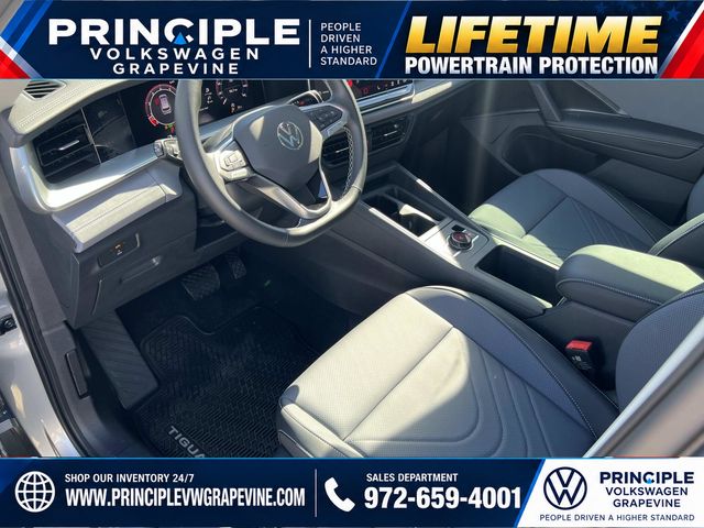 2026 Volkswagen Tiguan SE - Photo 12