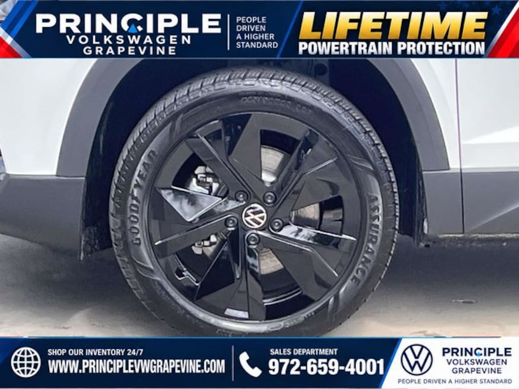 New 2027 Volkswagen Taos 1.5T SE Black SUV