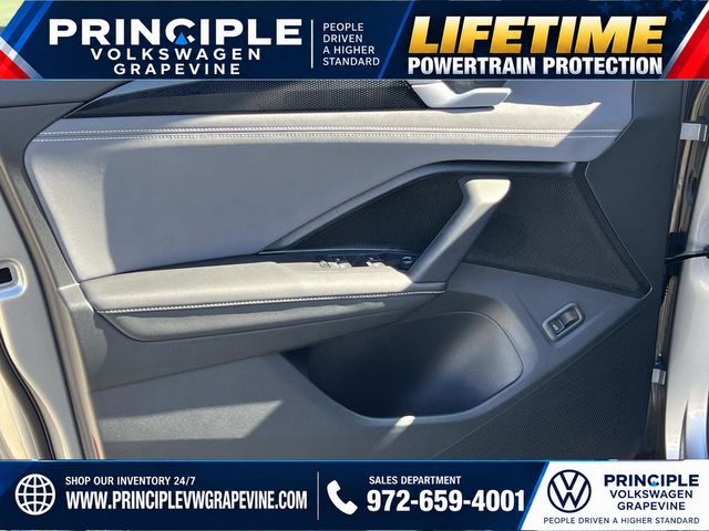 2026 Volkswagen Tiguan SE - Photo 9