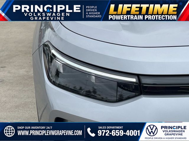 2026 Volkswagen Tiguan SE - Photo 7