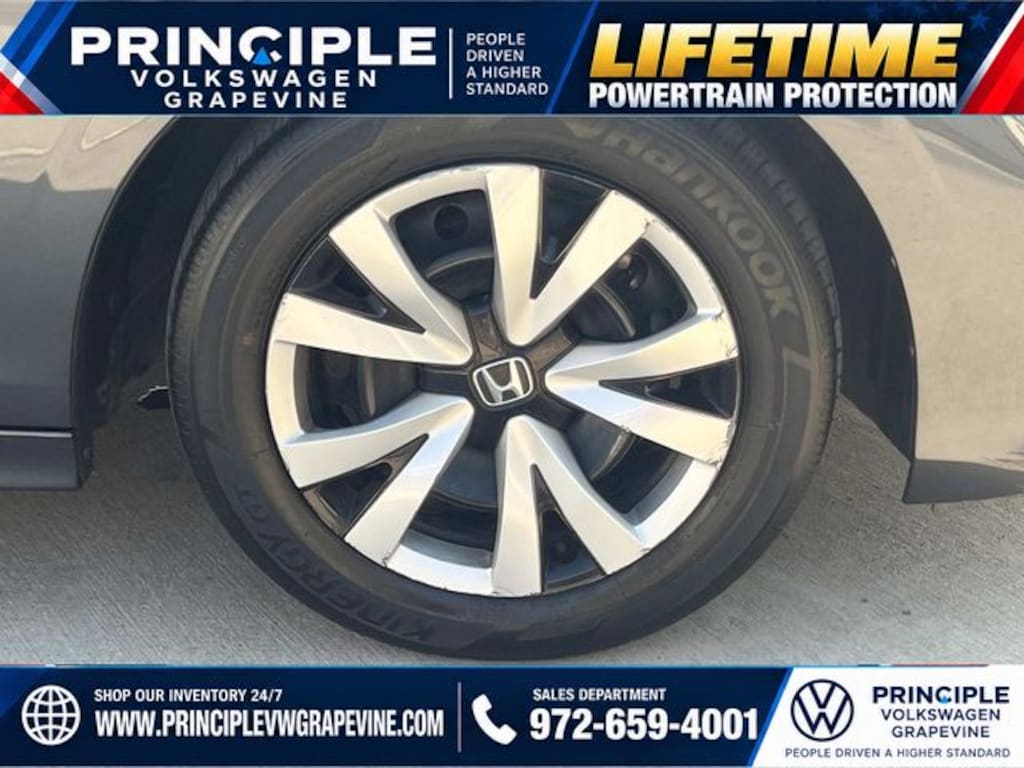 Used 2025 Honda Civic LX Sedan