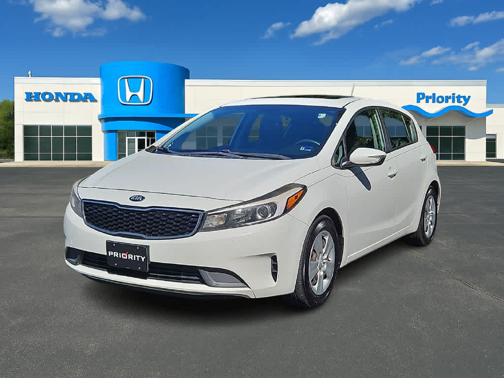 2017 Kia Forte5