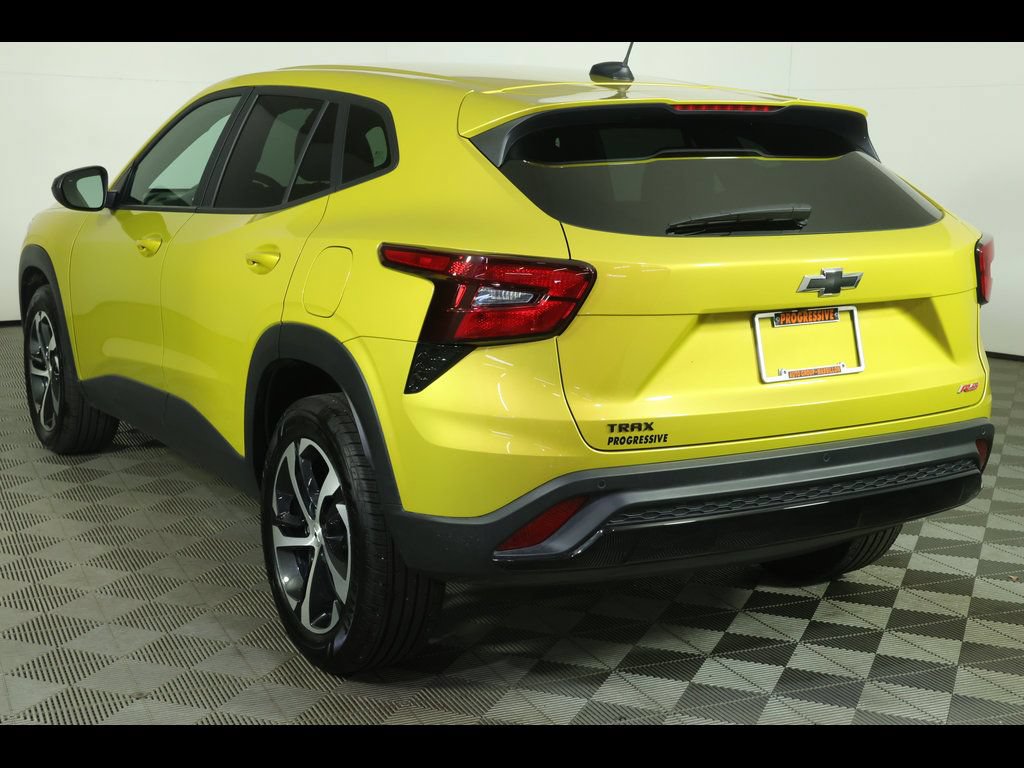 2025 Chevrolet Trax RS - Photo 14
