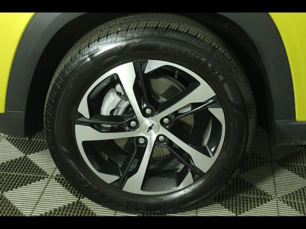 2025 Chevrolet Trax RS - Photo 12