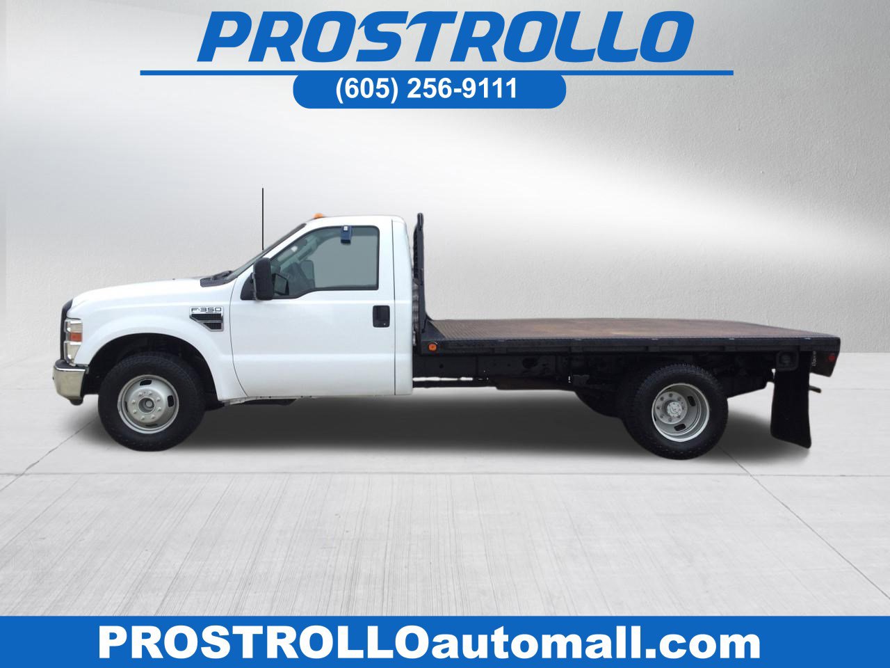 2009 Ford F-350 Super Duty Chassis Cab XL