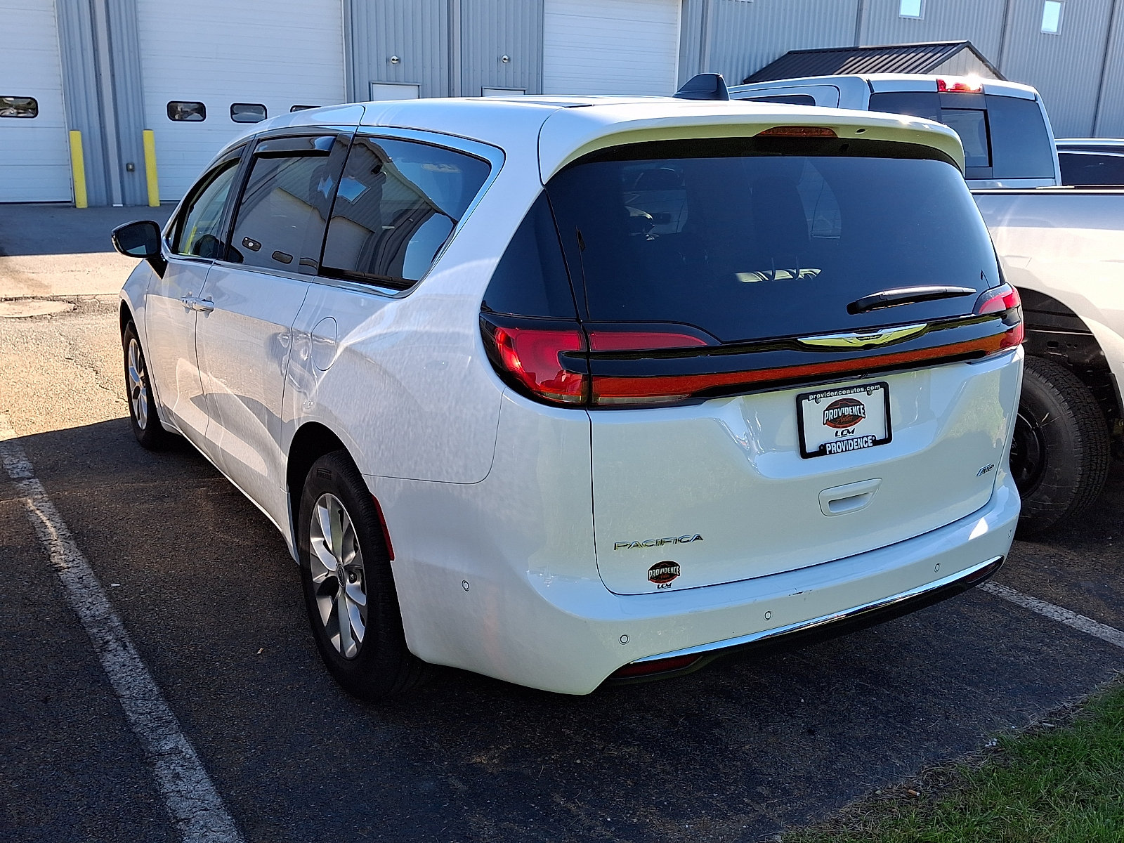 Used 2024 Chrysler Pacifica Touring L AWD Passenger Van