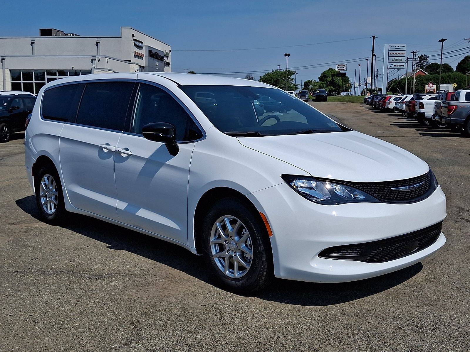 2027 Chrysler Pacifica Passenger Van 