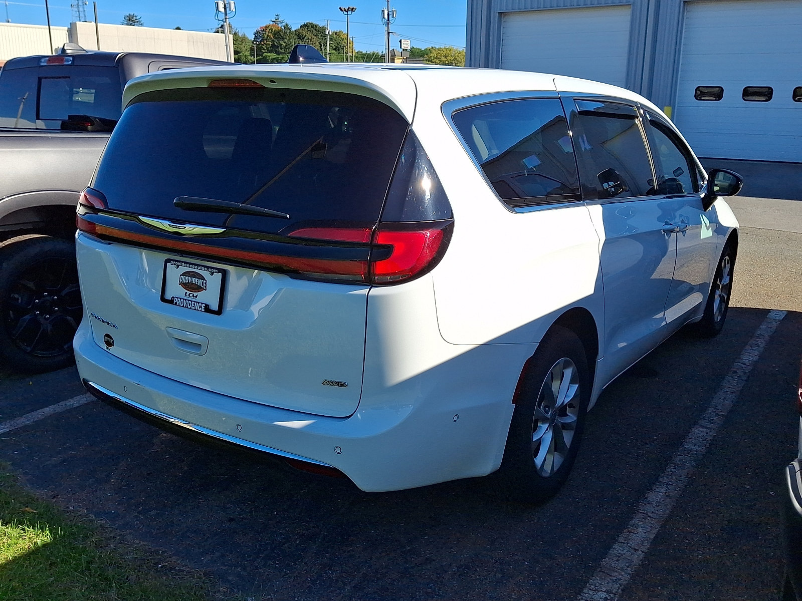 Used 2024 Chrysler Pacifica Touring L AWD Passenger Van