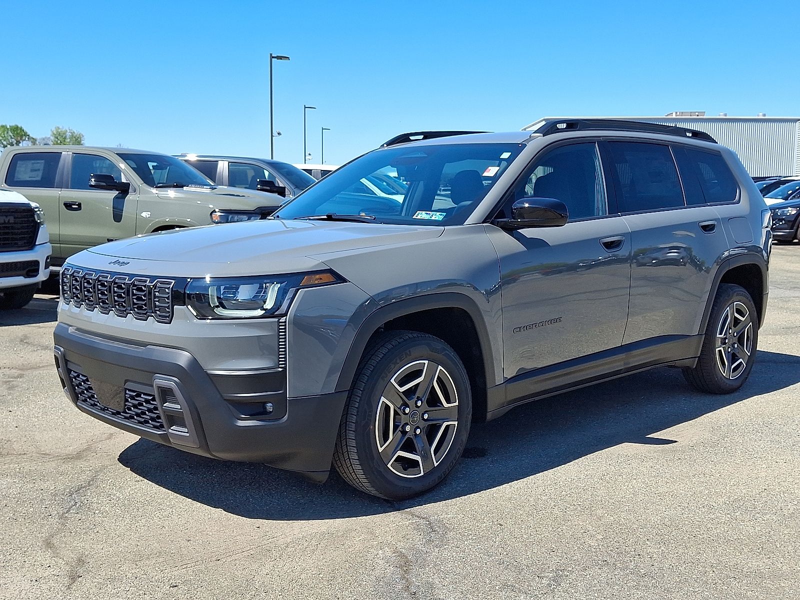New 2026 Jeep Cherokee Laredo Sport Utility