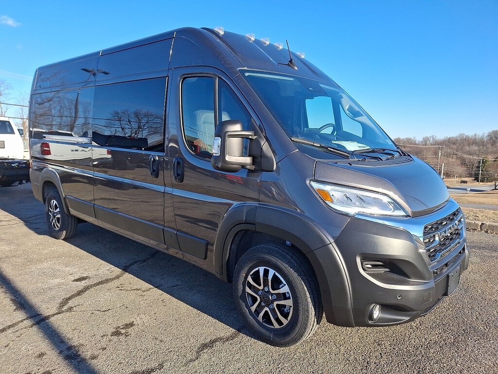 New 2025 Ram Promaster Cargo Van SLT+ Full-size Cargo Van