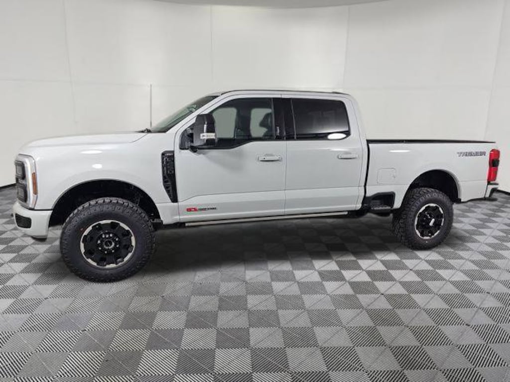 New 2026 Ford F-250 Lariat Truck Crew Cab