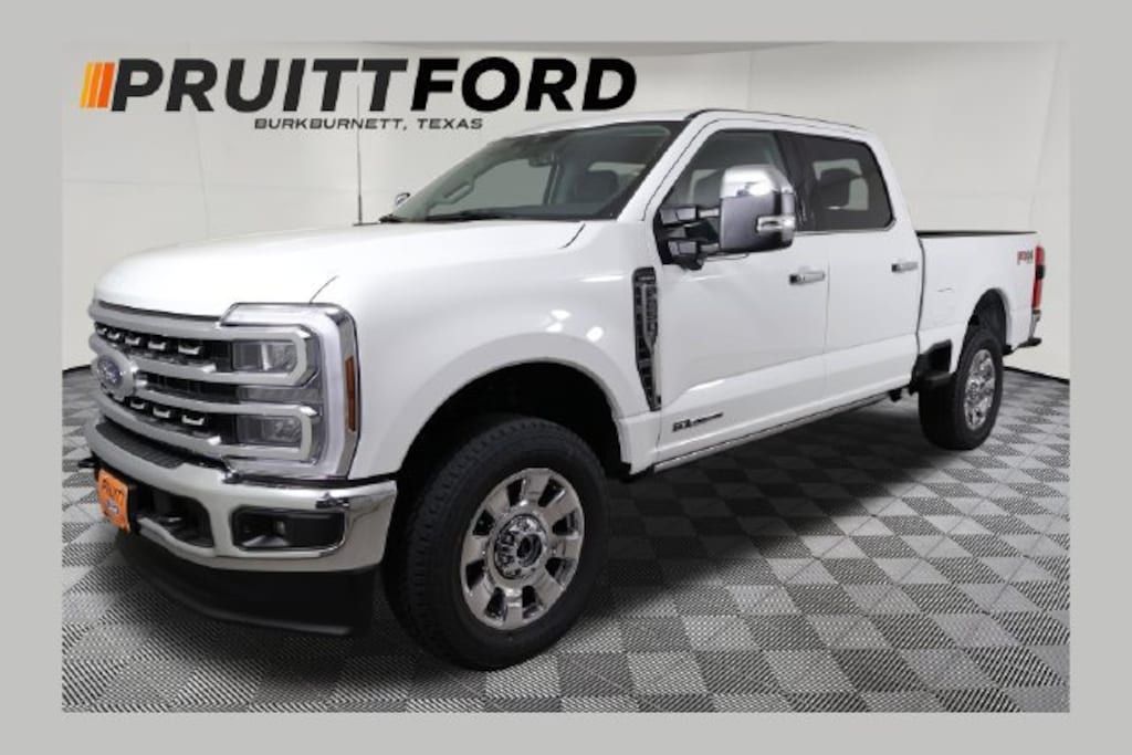 New 2026 Ford F-250 Lariat Truck Crew Cab