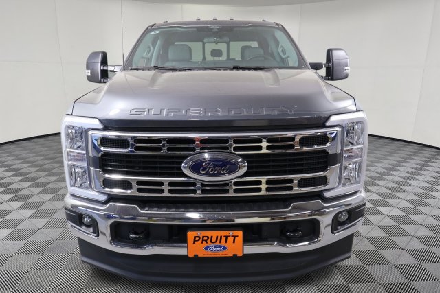 New 2026 Ford F-350 Truck Crew Cab