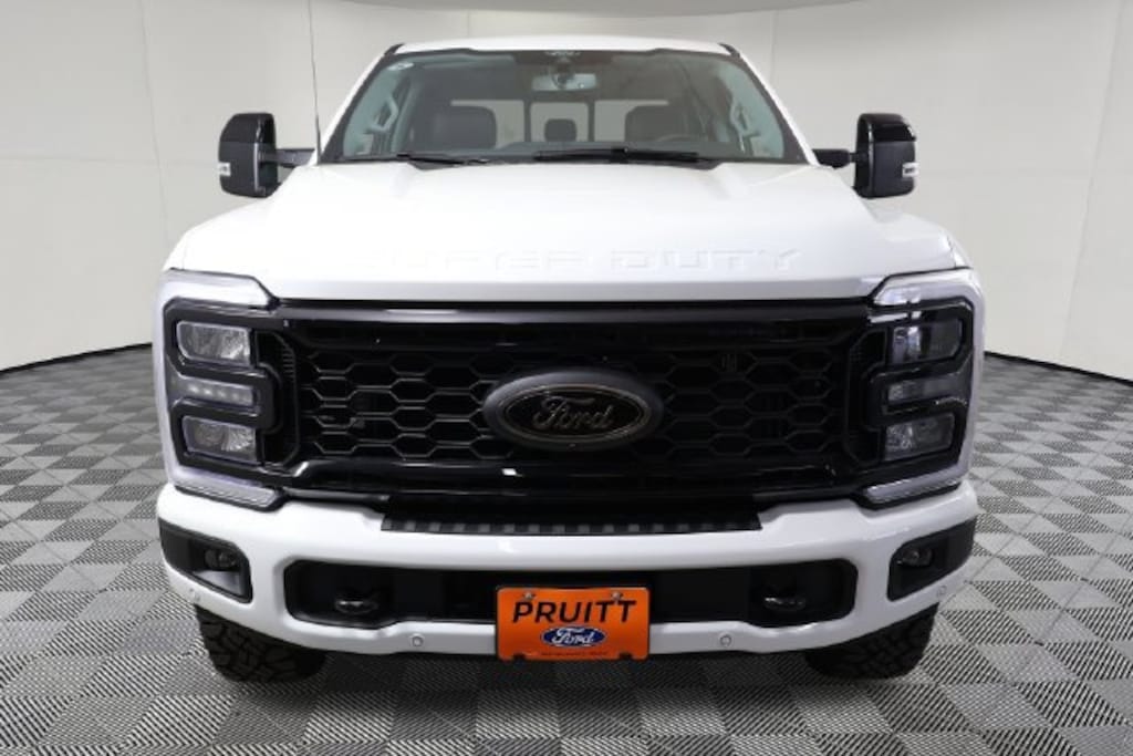 New 2026 Ford F-250 Lariat Truck Crew Cab