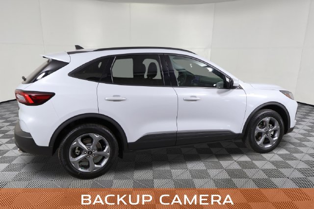 Used 2025 Ford Escape ST-Line Select SUV