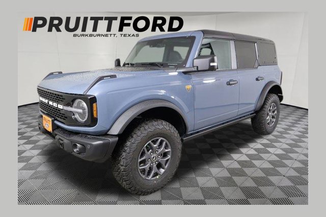 Used 2025 Ford Bronco Badlands SUV