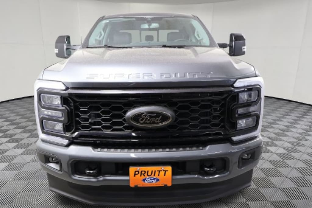 New 2026 Ford F-250 Lariat Truck Crew Cab
