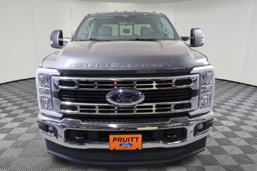 New 2026 Ford F-350 Truck Crew Cab
