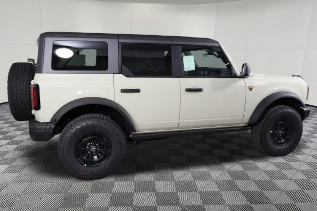 New 2026 Ford Bronco Badlands SUV