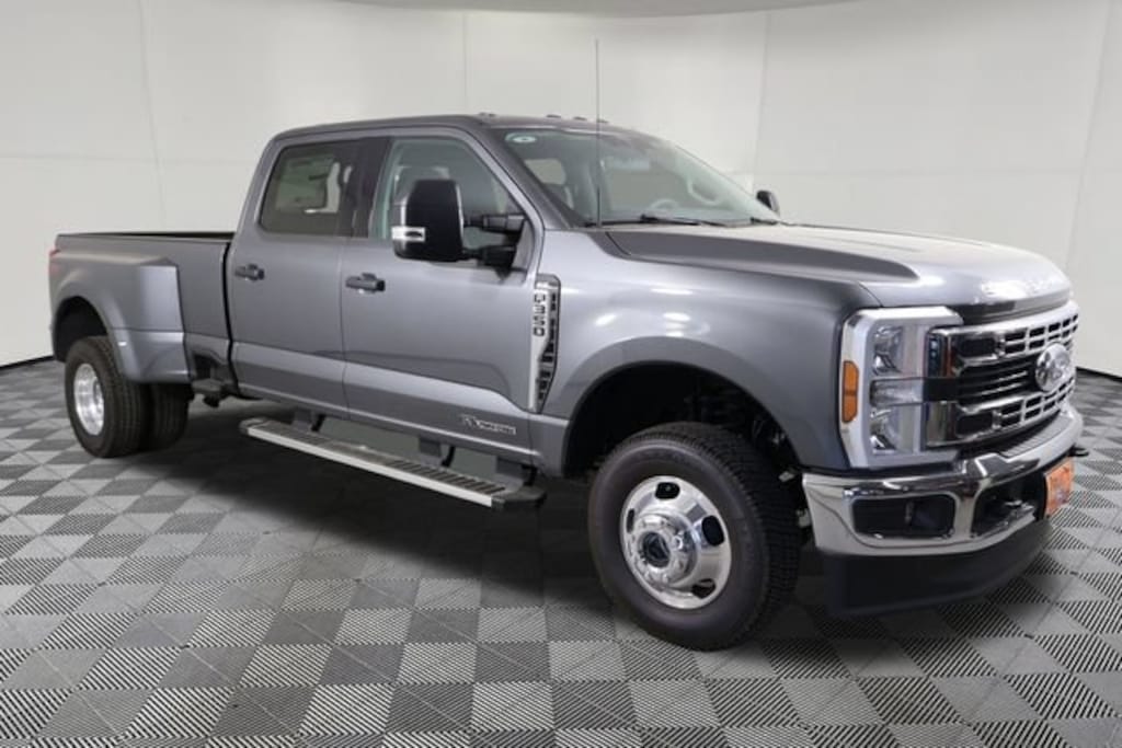 New 2026 Ford F-350 Truck Crew Cab