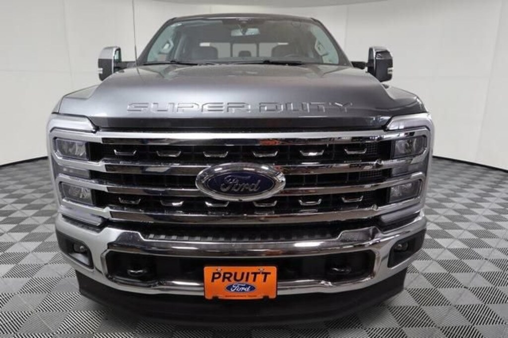New 2026 Ford F-350 Platinum Truck Crew Cab