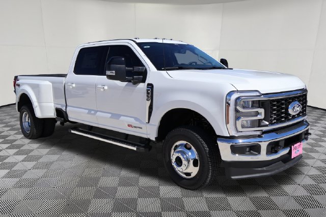 New 2027 Ford F-350 Truck Crew Cab
