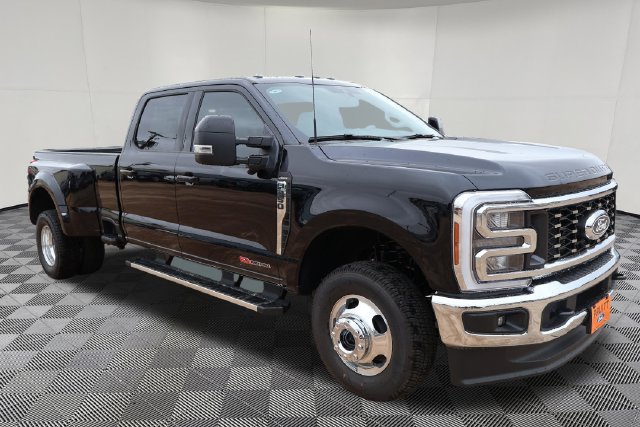 New 2027 Ford F-350 Truck Crew Cab