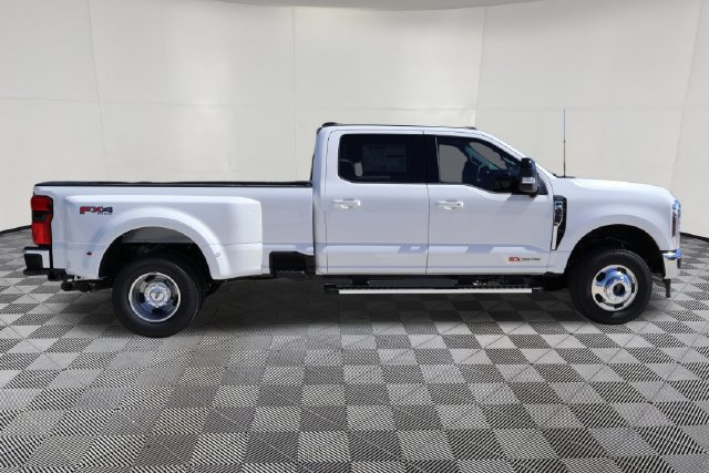 New 2027 Ford F-350 Truck Crew Cab