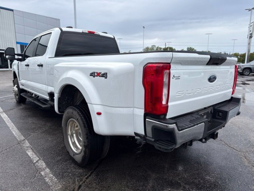 Used 2024 Ford Super Duty F-350 DRW XL Truck Crew Cab