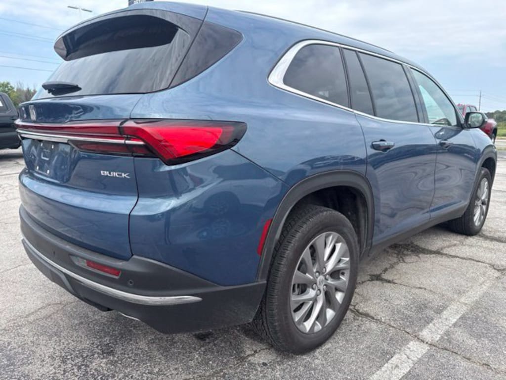 Used 2026 Buick Enclave Preferred SUV