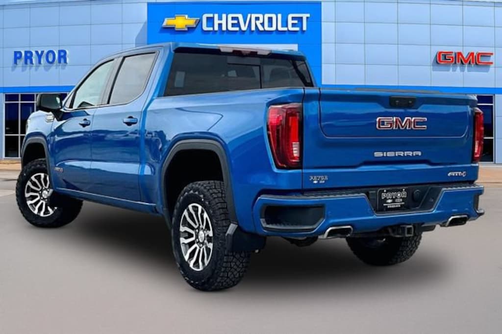 Used 2022 GMC Sierra 1500 AT4 Truck Crew Cab