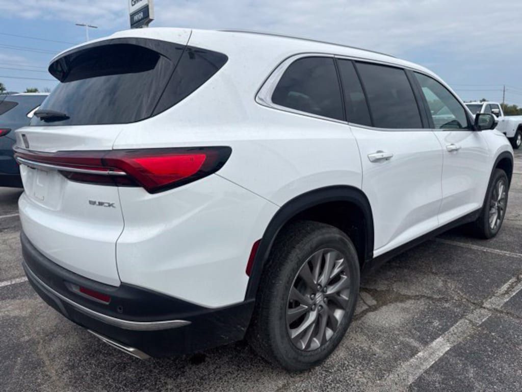 Used 2026 Buick Enclave Preferred SUV