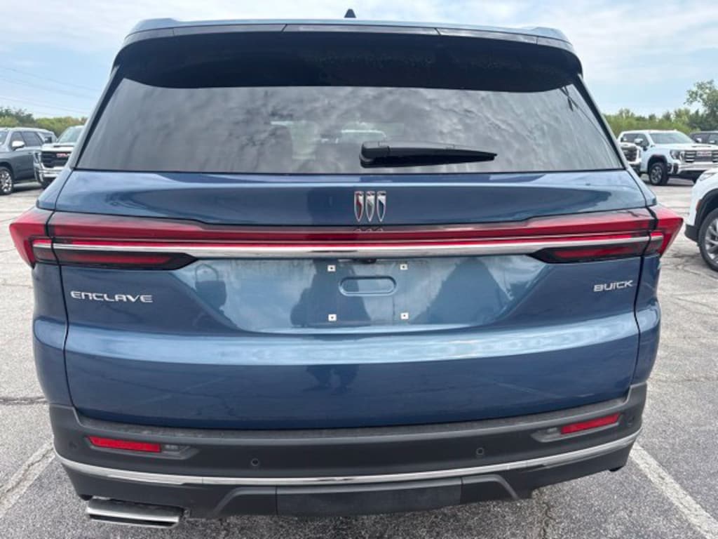 Used 2026 Buick Enclave Preferred SUV