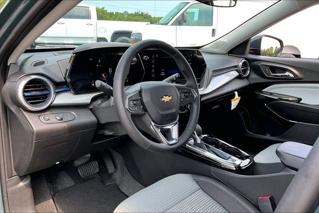 2026 Chevrolet Trax LT - Photo 6