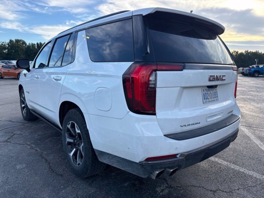 Used 2025 GMC Yukon AT4 Ultimate SUV