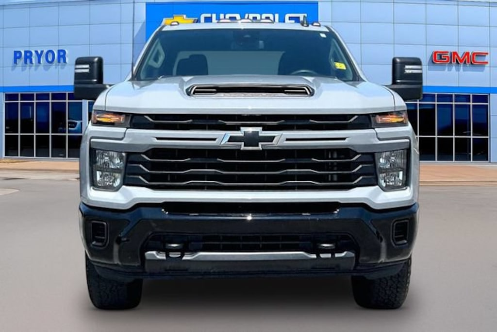 Used 2024 Chevrolet Silverado 2500 HD Custom Truck