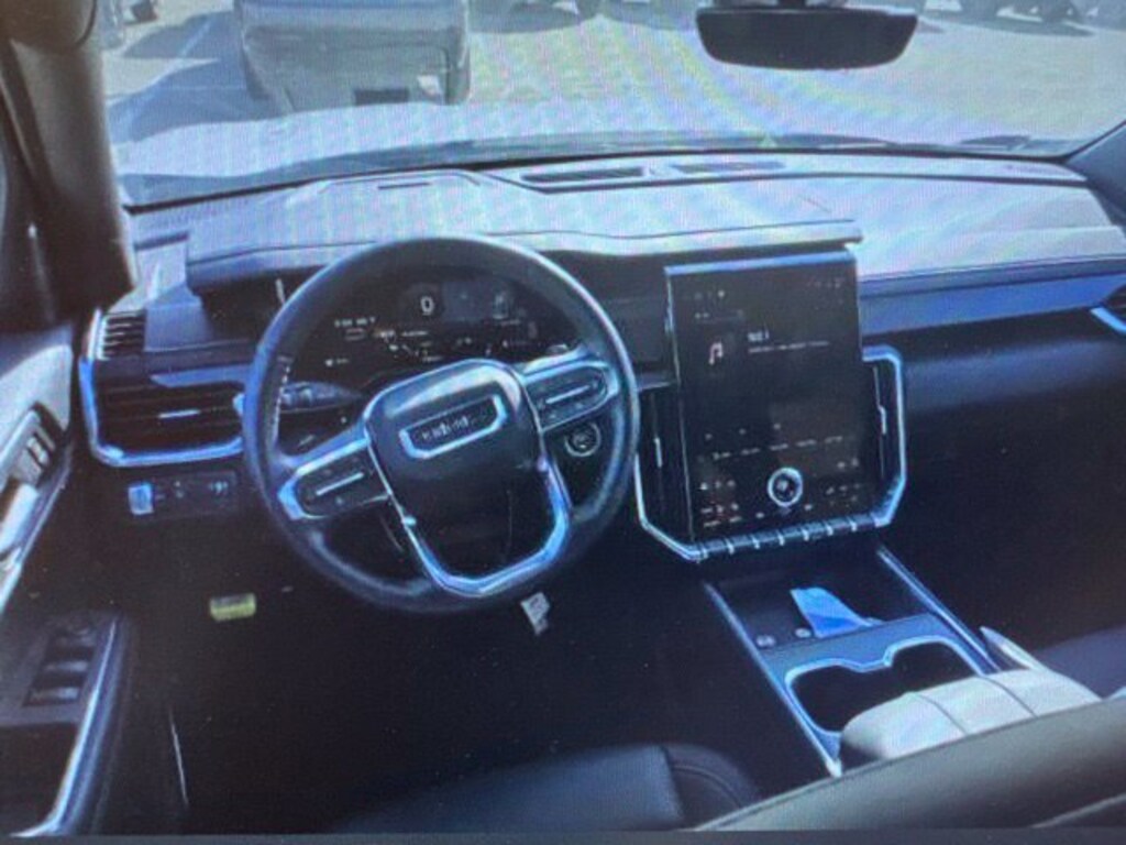 Used 2026 GMC Acadia Elevation SUV