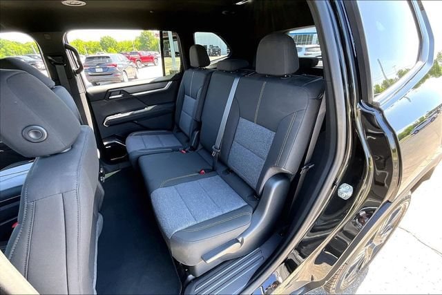 2026 GMC Acadia Elevation - Photo 10