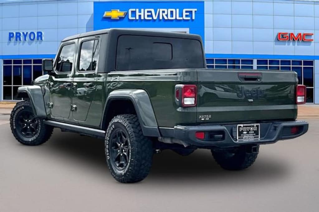 Used 2022 Jeep Gladiator Willys