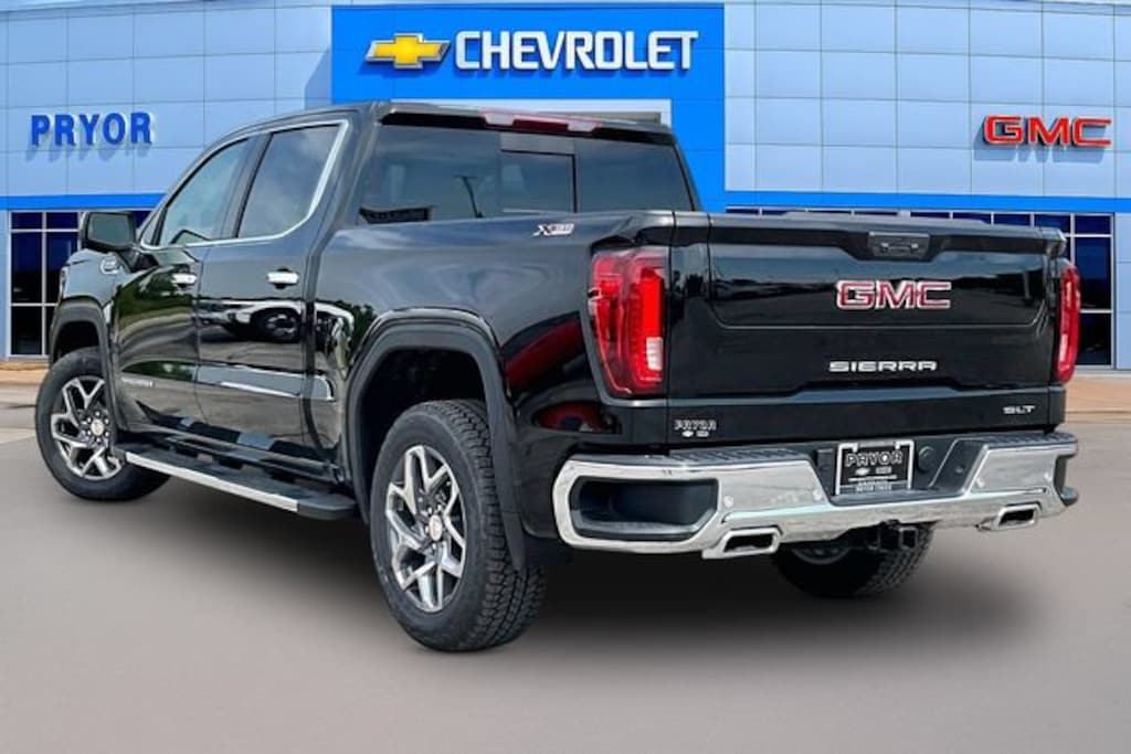 New 2026 GMC Sierra 1500 SLT Truck