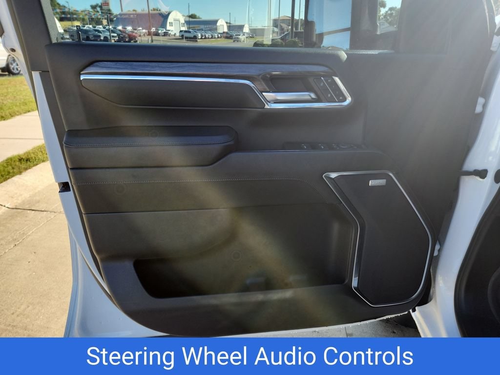 2024 Chevrolet Silverado 3500HD LTZ - Photo 15