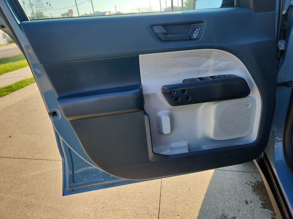2022 Ford Maverick XL - Photo 14