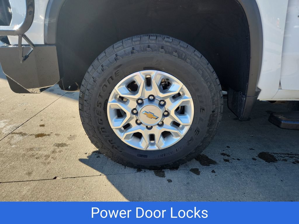 2024 Chevrolet Silverado 3500HD LTZ - Photo 30