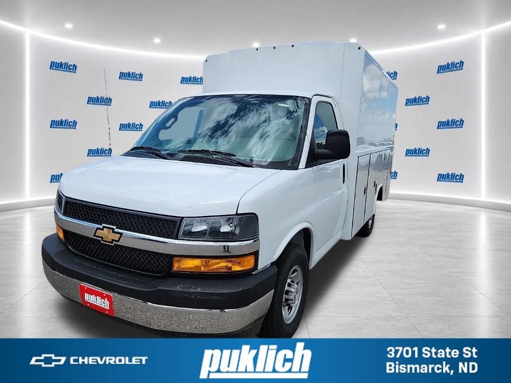2026 Chevrolet Express Cutaway
