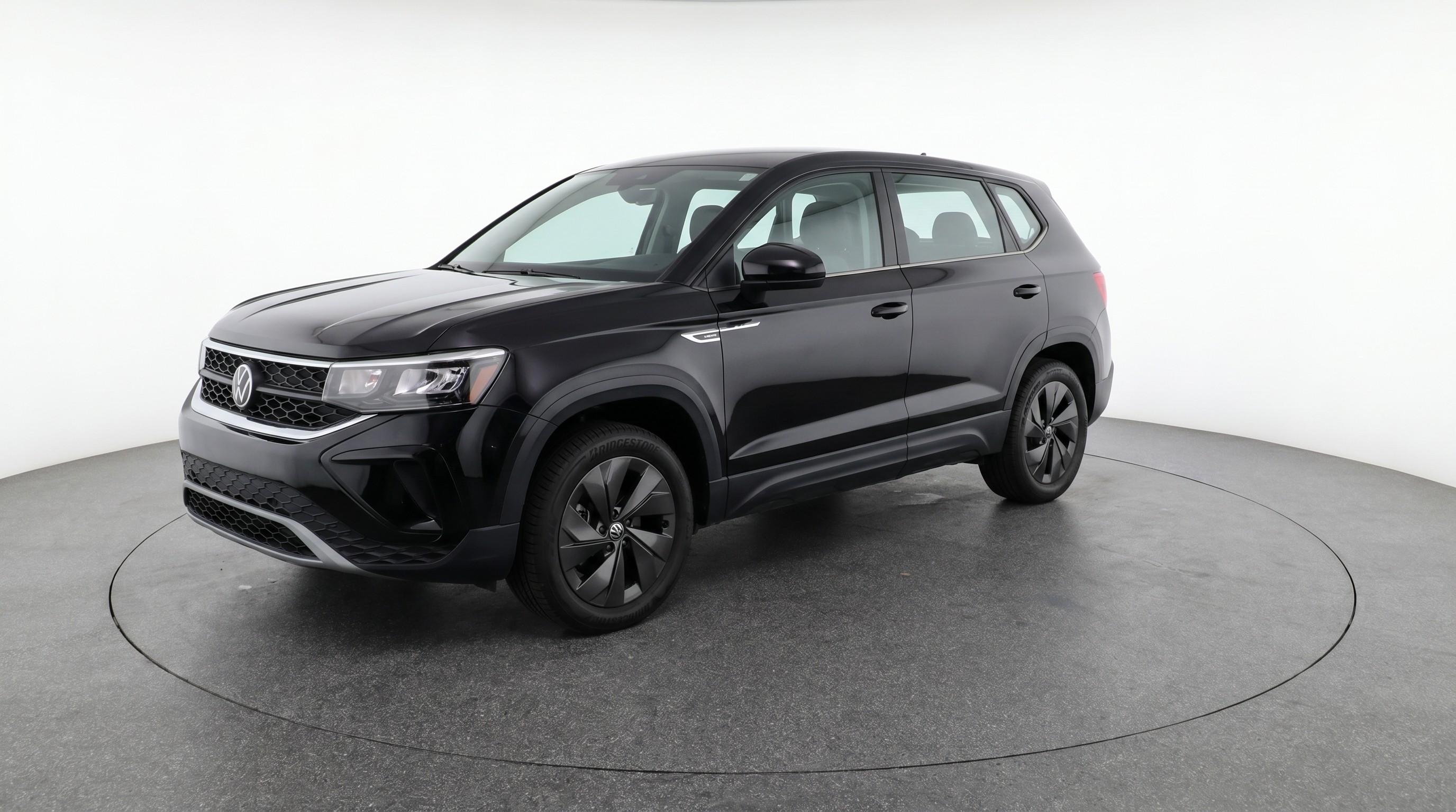 Thumbnail: 2026 Volkswagen Taos - 3