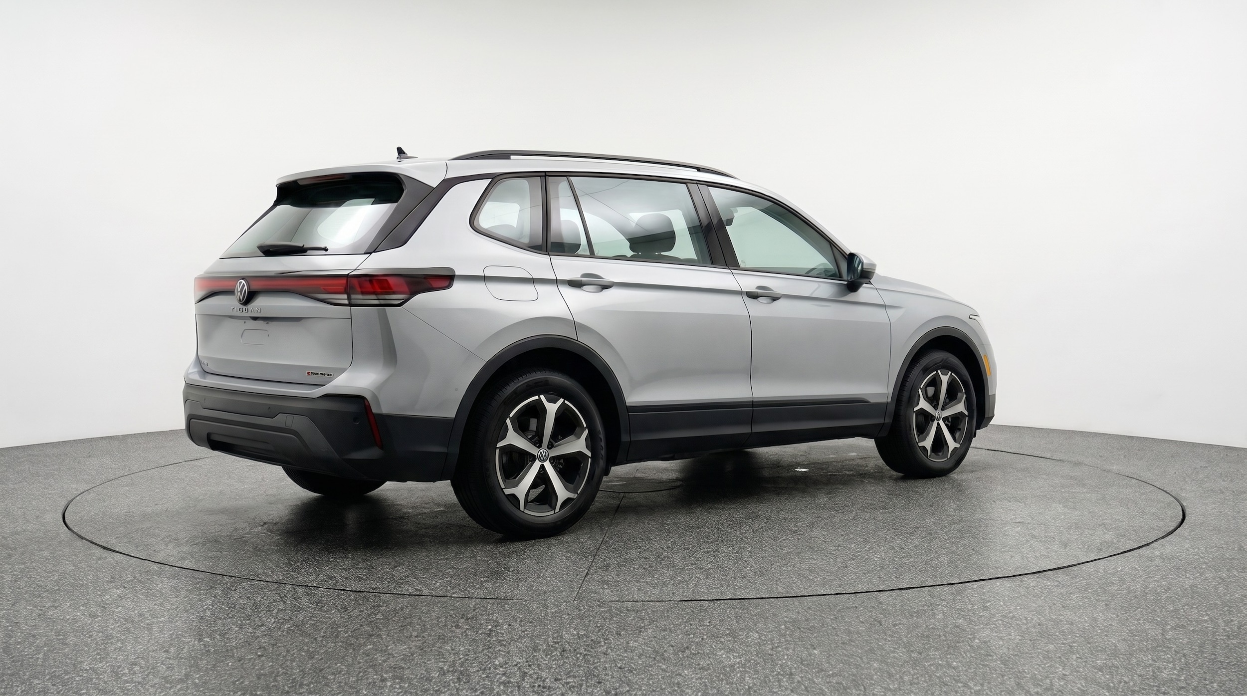 Thumbnail: 2026 Volkswagen Tiguan - 7