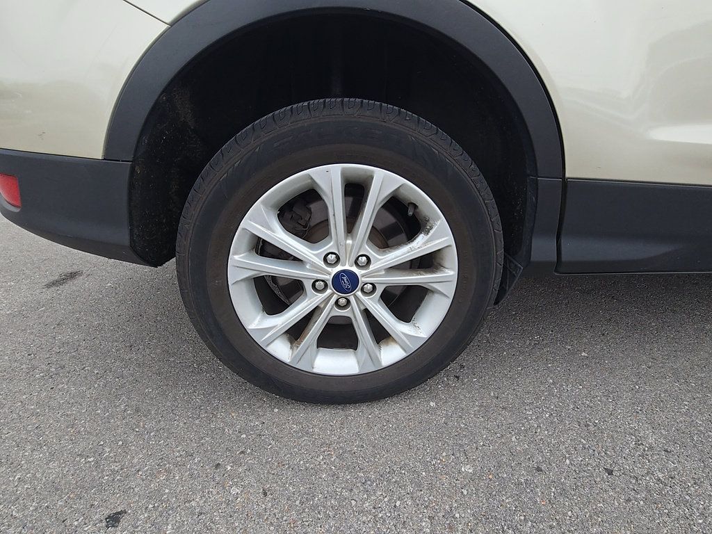 Used 2017 Ford Escape SE SUV