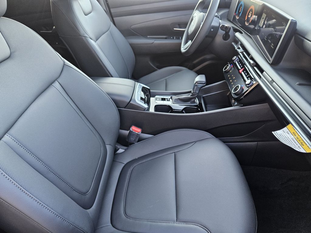 2026 Hyundai Santa Cruz SEL - Photo 14